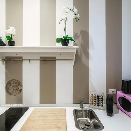 Pebble House Apartment