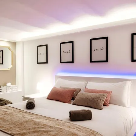 Pebble House Apartment *